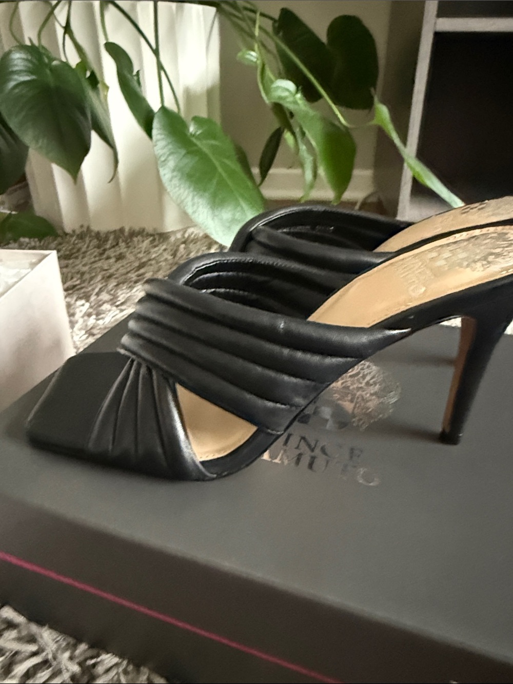 Vince Camuto Black Leather Crisscross Slide Sandals - Picture 3 of 6